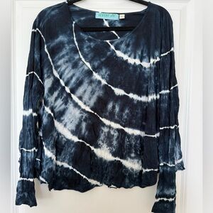 Francesca's Collections Navy and White Tie-Dye Long Sleeve Top